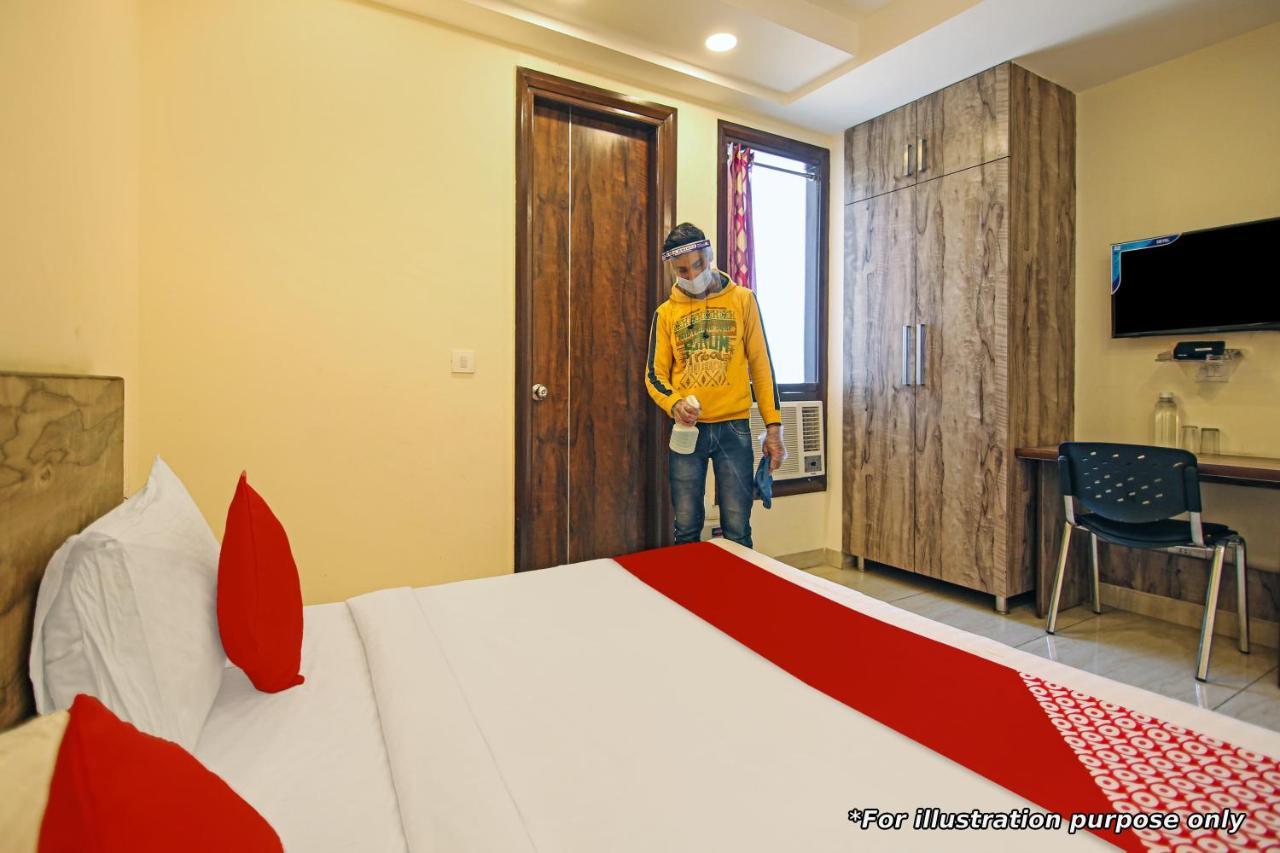 Oyo Flagship 24147 Royal Stay Singānallūr Exterior foto